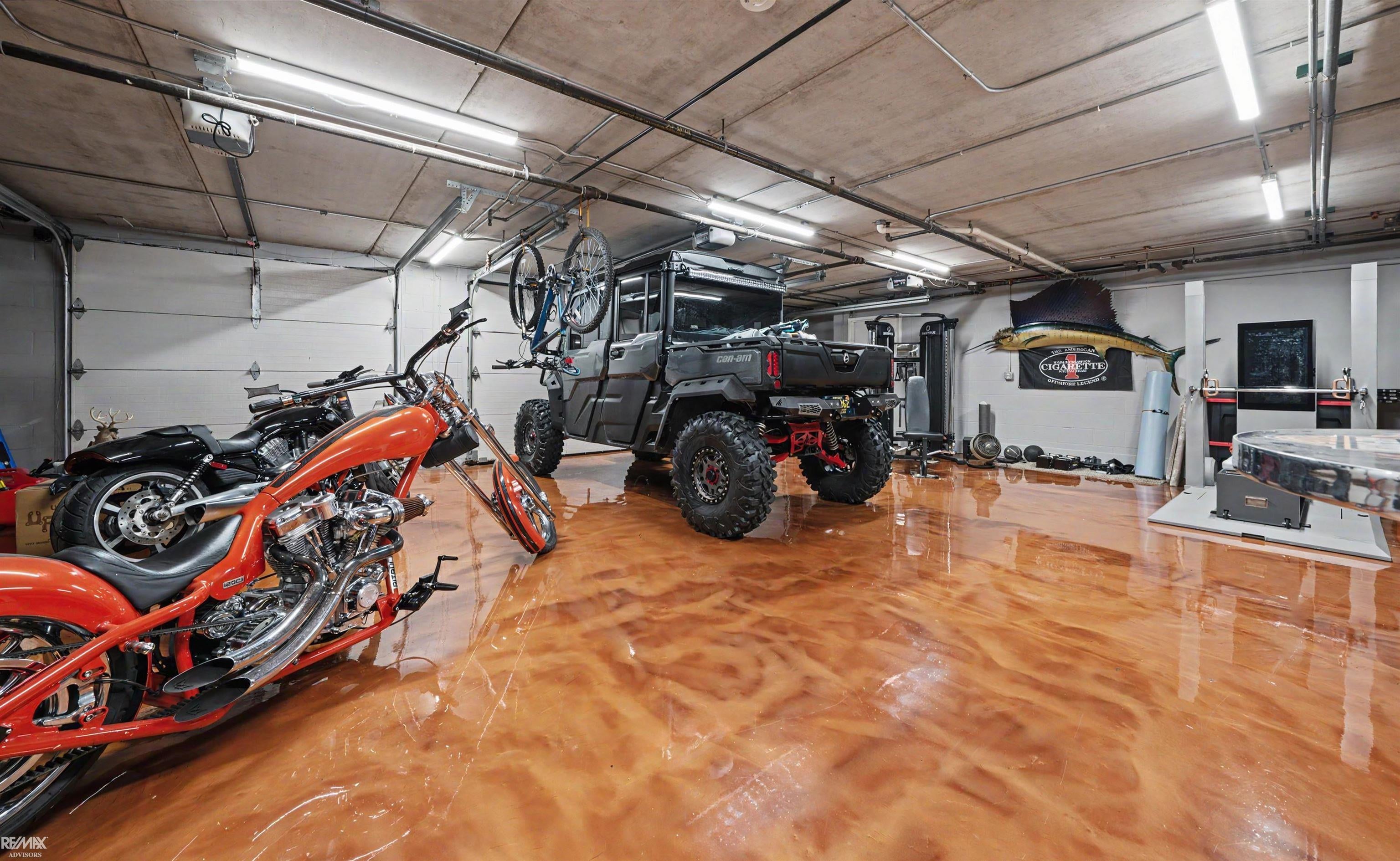 Harrison Twp, Michigan, 48045, United States, 2 Bedrooms Bedrooms, ,3 BathroomsBathrooms,Residential,Active,2042154