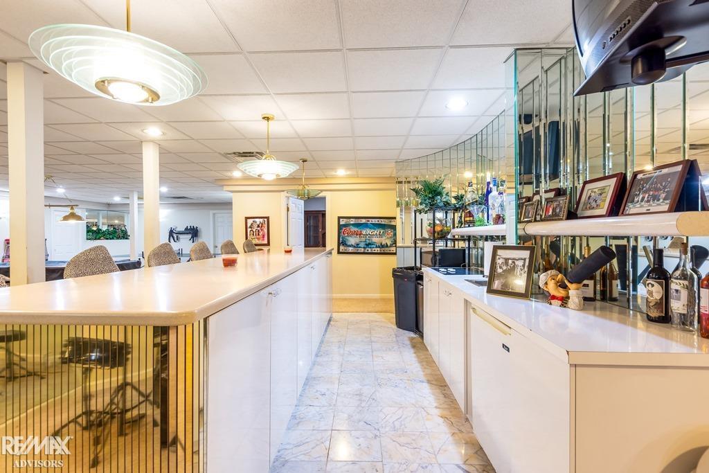 Shelby Twp, Michigan, 48315, United States, 4 Bedrooms Bedrooms, ,6 BathroomsBathrooms,Residential,Active,1926666