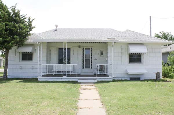 404 S OAK ST, GREENSBURG, KS 67054 - Image 1