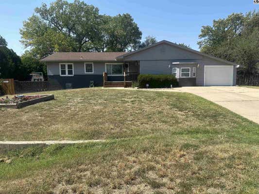 201 N PARK DR, HUTCHINSON, KS 67502 - Image 1