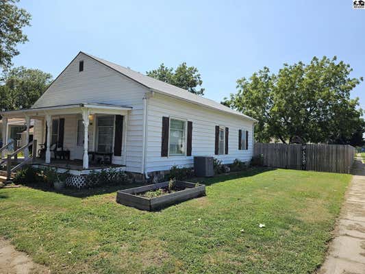 301 S LOCUST ST, INMAN, KS 67546, photo 3 of 20