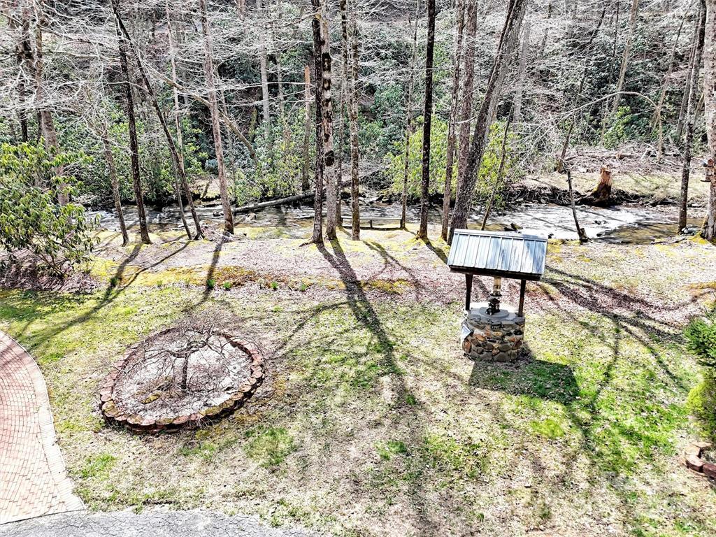 Robbinsville, North Carolina, 28771, United States, 6 Bedrooms Bedrooms, ,4 BathroomsBathrooms,Residential,Active,1764845