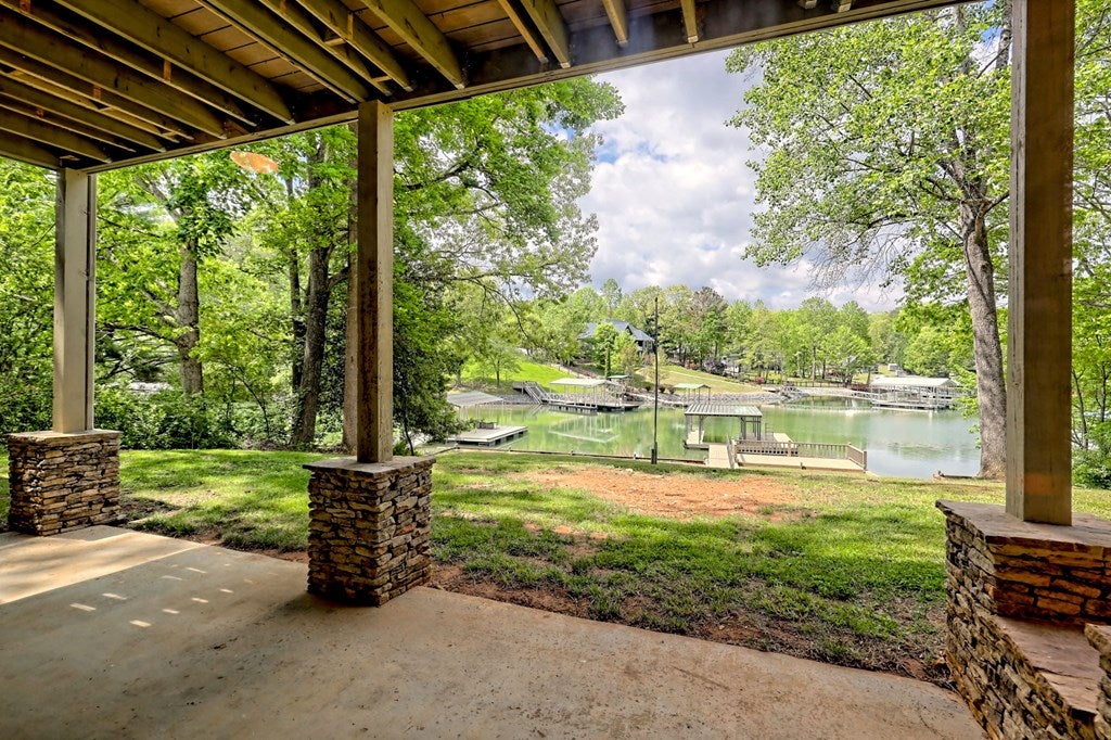 Hiawassee, Georgia, 30546, United States, ,3 BathroomsBathrooms,Residential,Active,1790284