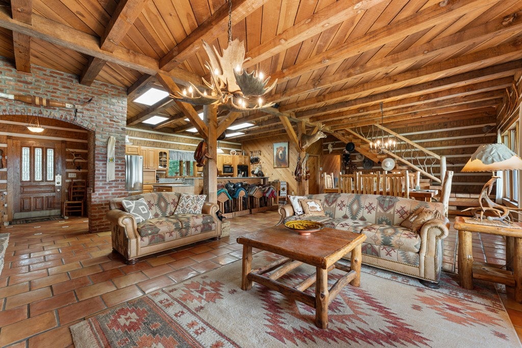 Warne, North Carolina, 28909, United States, 3 Bedrooms Bedrooms, ,3 BathroomsBathrooms,Residential,Active,1858681