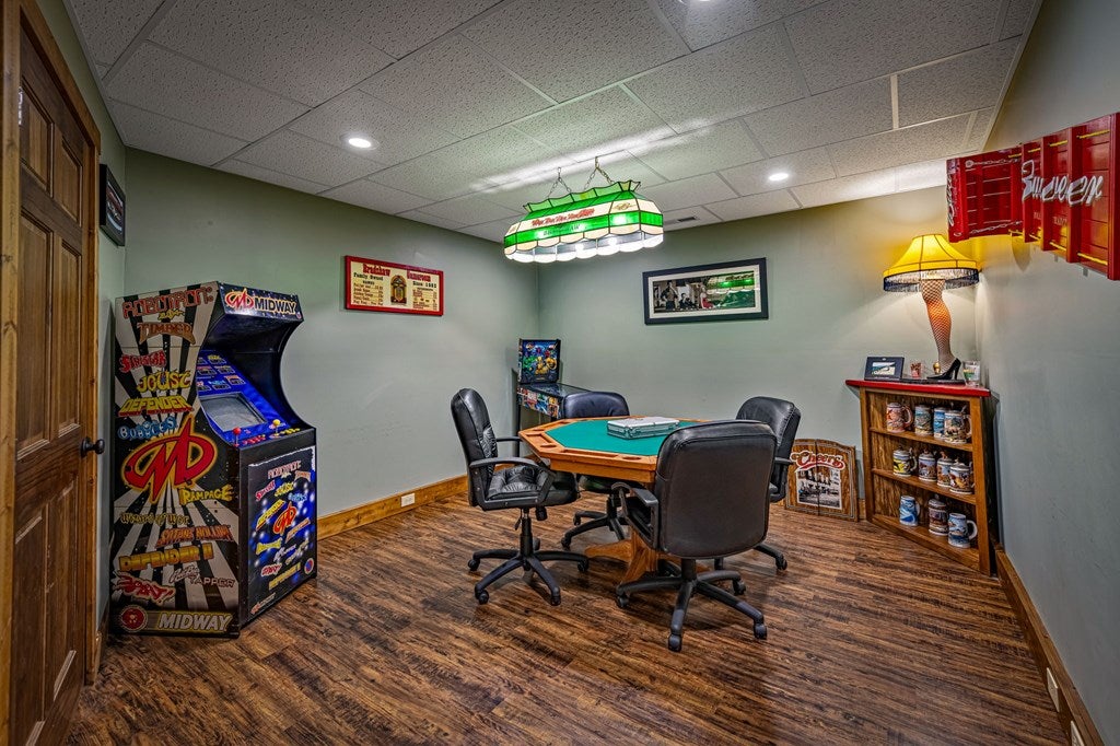 Brasstown, North Carolina, 28902, United States, 4 Bedrooms Bedrooms, ,5 BathroomsBathrooms,Residential,Active,1808288