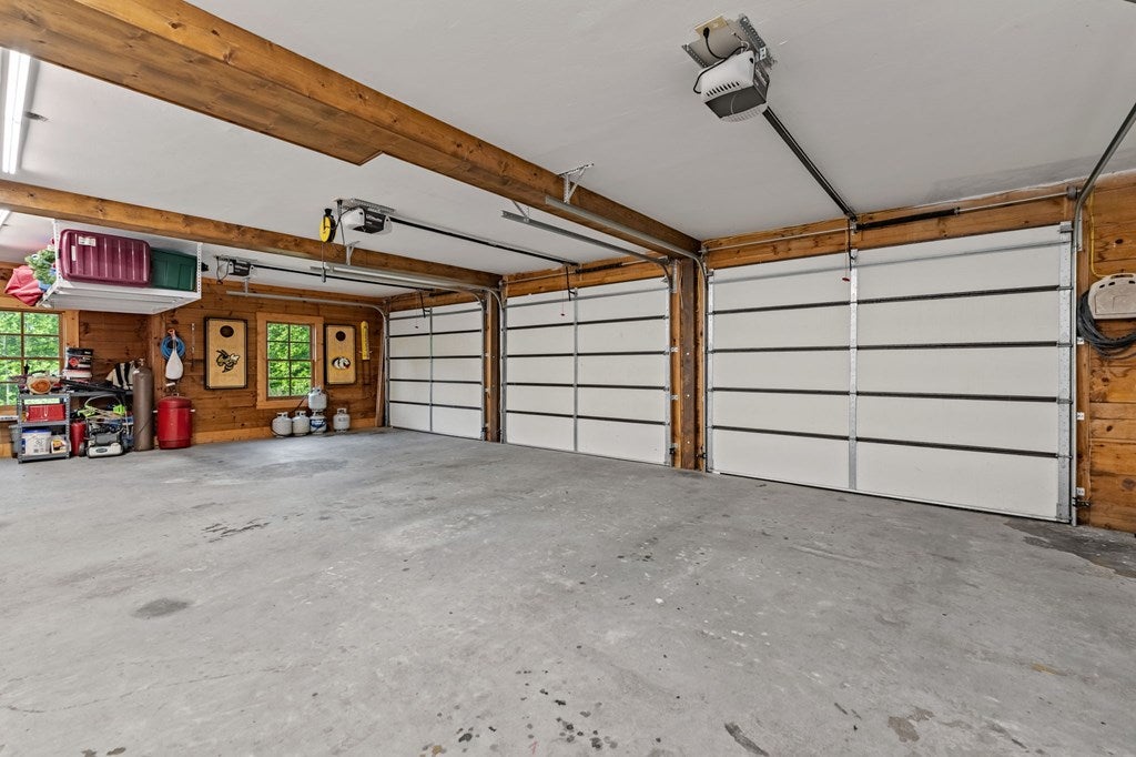 Brasstown, North Carolina, 28902, United States, 4 Bedrooms Bedrooms, ,5 BathroomsBathrooms,Residential,Active,1808288