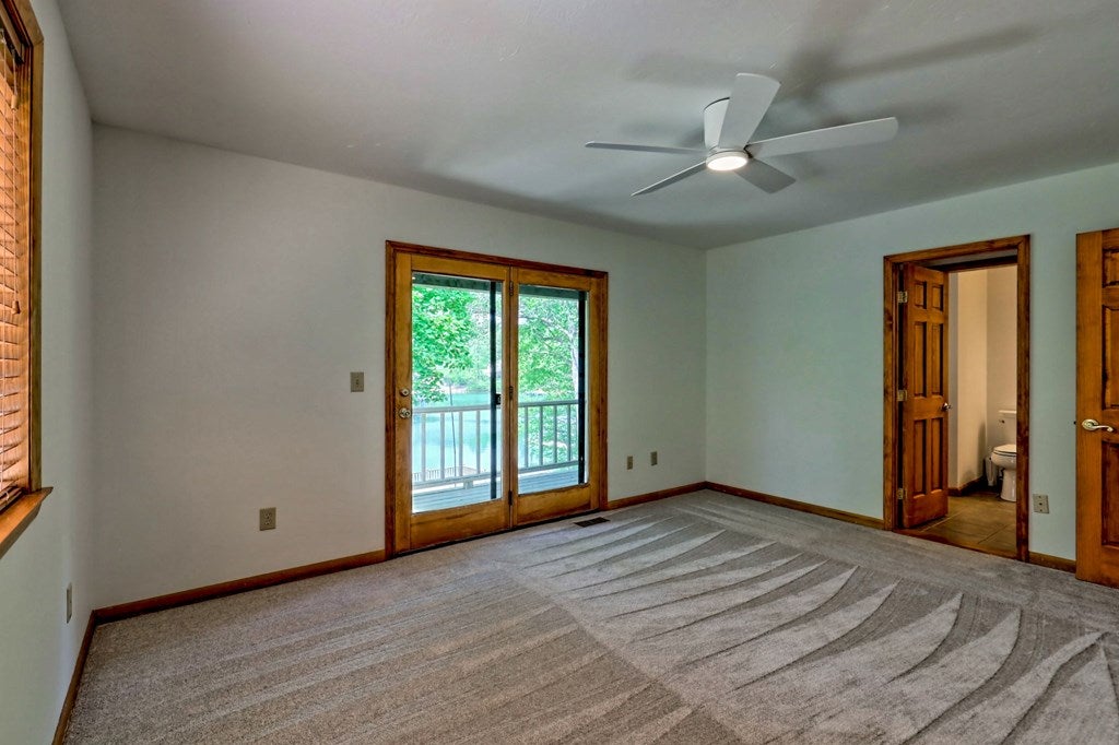 Hiawassee, Georgia, 30546, United States, ,3 BathroomsBathrooms,Residential,Active,1790284