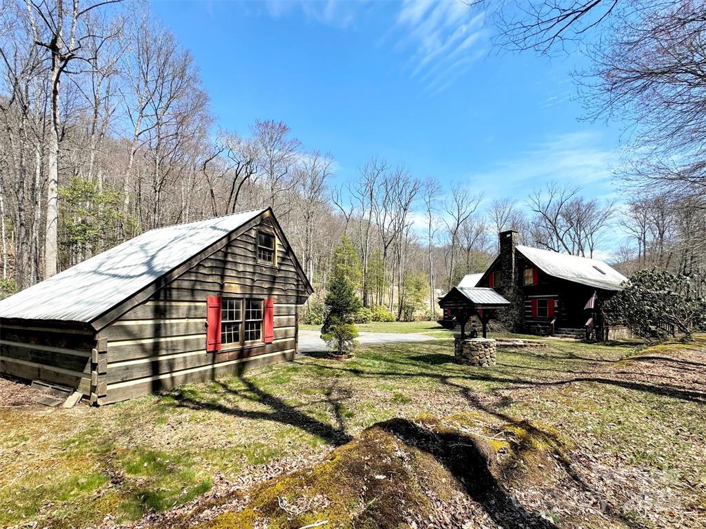 Robbinsville, North Carolina, 28771, United States, 6 Bedrooms Bedrooms, ,4 BathroomsBathrooms,Residential,Active,1764845
