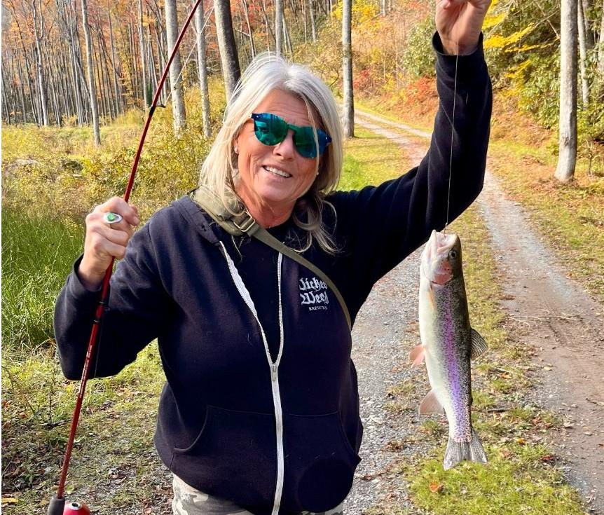 Robbinsville, North Carolina, 28771, United States, 6 Bedrooms Bedrooms, ,4 BathroomsBathrooms,Residential,Active,1764845