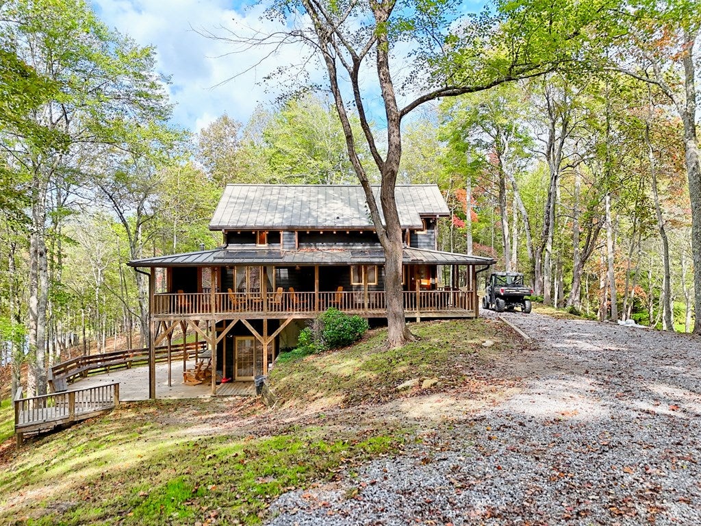 Warne, North Carolina, 28909, United States, 5 Bedrooms Bedrooms, ,6 BathroomsBathrooms,Residential,Active,1968111