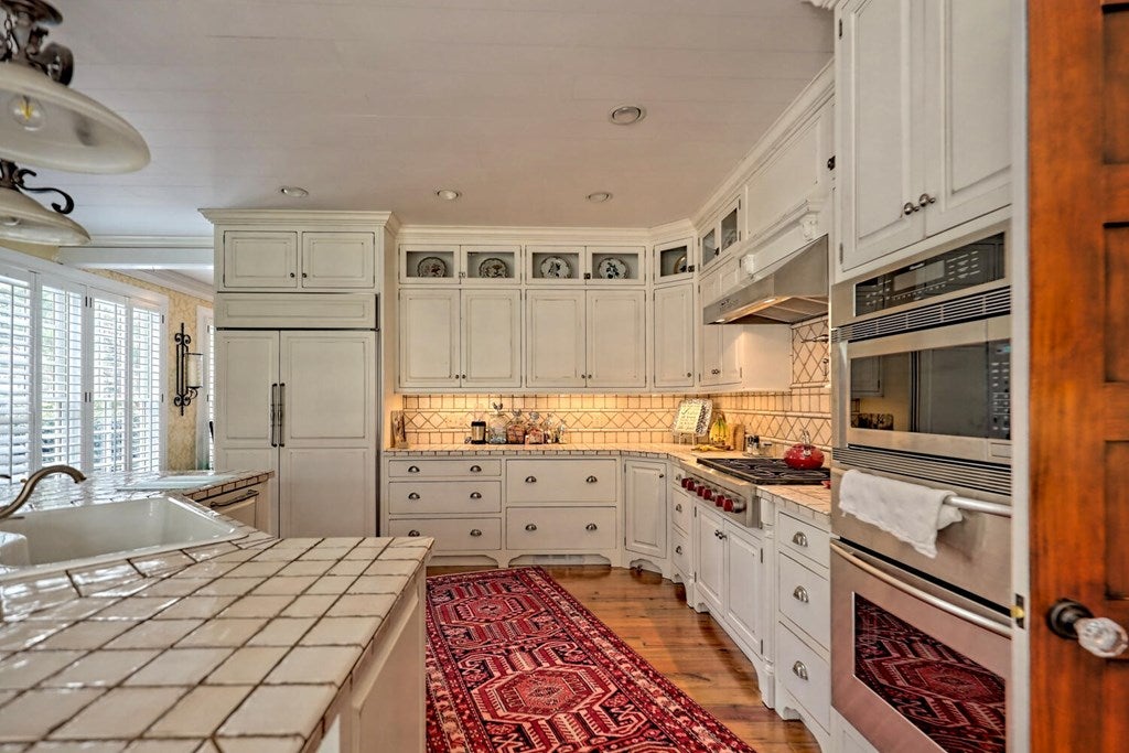 Young Harris, Georgia, 30582, United States, 4 Bedrooms Bedrooms, ,5 BathroomsBathrooms,Residential,Active,1945365