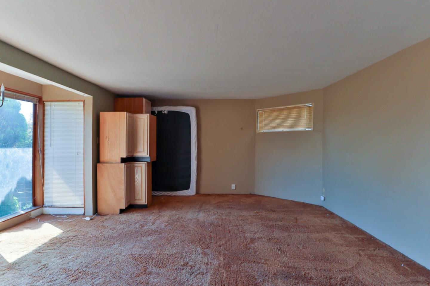 Belvedere Tiburon, California, 94920, United States, 4 Bedrooms Bedrooms, ,3 BathroomsBathrooms,Residential,Active,1952045