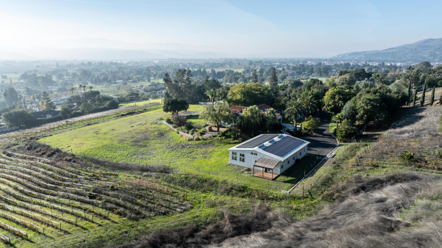 Morgan Hill, California, 95037, United States, 4 Bedrooms Bedrooms, ,2 BathroomsBathrooms,Residential,Active,2000194