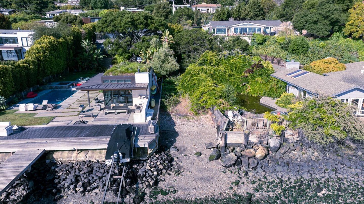 Belvedere Tiburon, California, 94920, United States, 4 Bedrooms Bedrooms, ,3 BathroomsBathrooms,Residential,Active,1952045