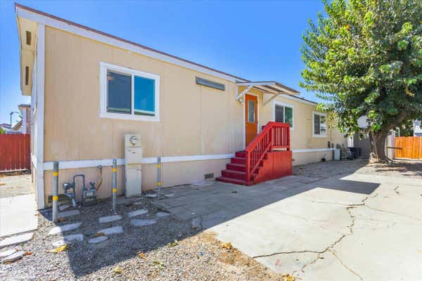 436 N MERCEY SPRINGS RD SPC 157, LOS BANOS, CA 93635 - Image 1