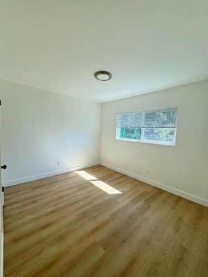 909 ROLLINS RD, BURLINGAME, CA 94010, photo 4 of 27