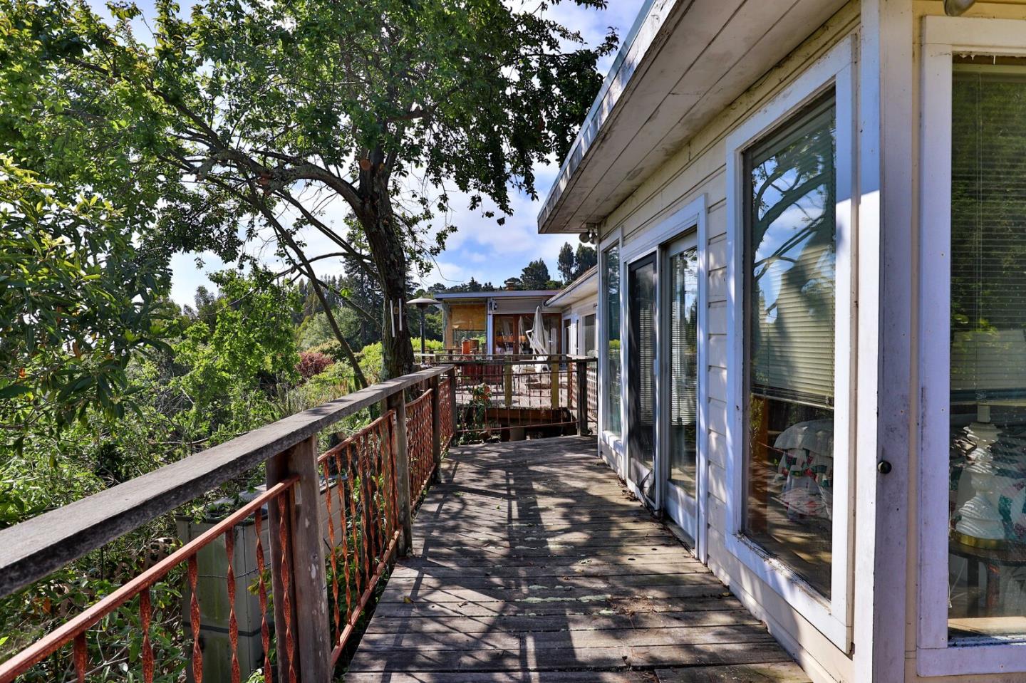 Belvedere Tiburon, California, 94920, United States, 4 Bedrooms Bedrooms, ,3 BathroomsBathrooms,Residential,Active,1952045