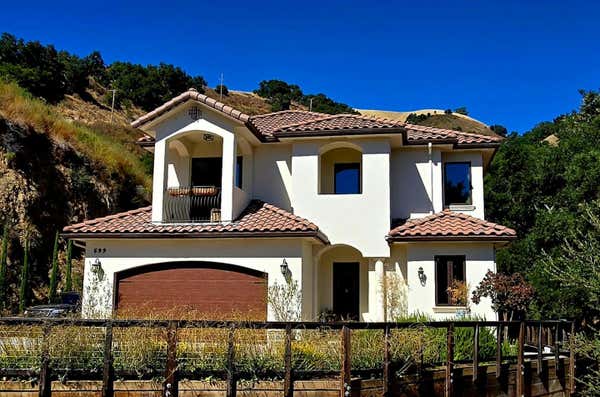 599 COUNTRY CLUB HTS, CARMEL VALLEY, CA 93924 - Image 1