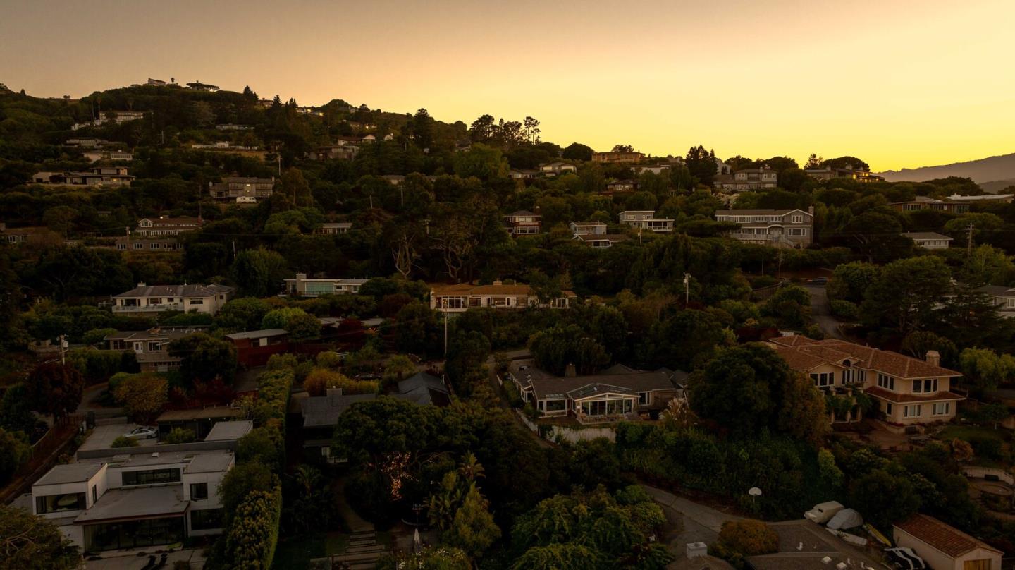 Belvedere Tiburon, California, 94920, United States, 4 Bedrooms Bedrooms, ,3 BathroomsBathrooms,Residential,Active,1952045