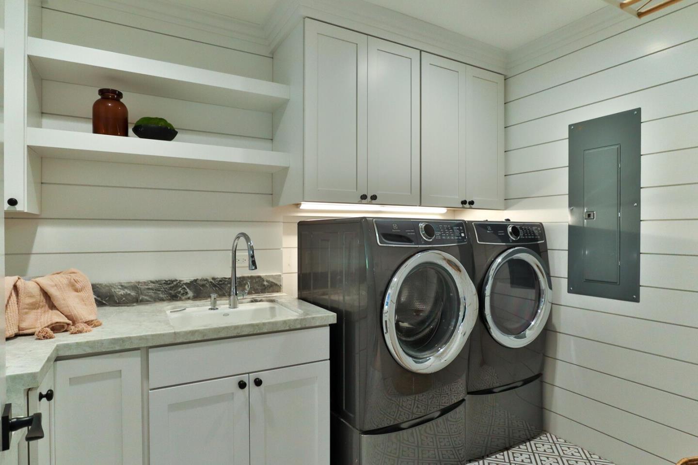 Morgan Hill, California, 95037, United States, 4 Bedrooms Bedrooms, ,2 BathroomsBathrooms,Residential,Active,2000194