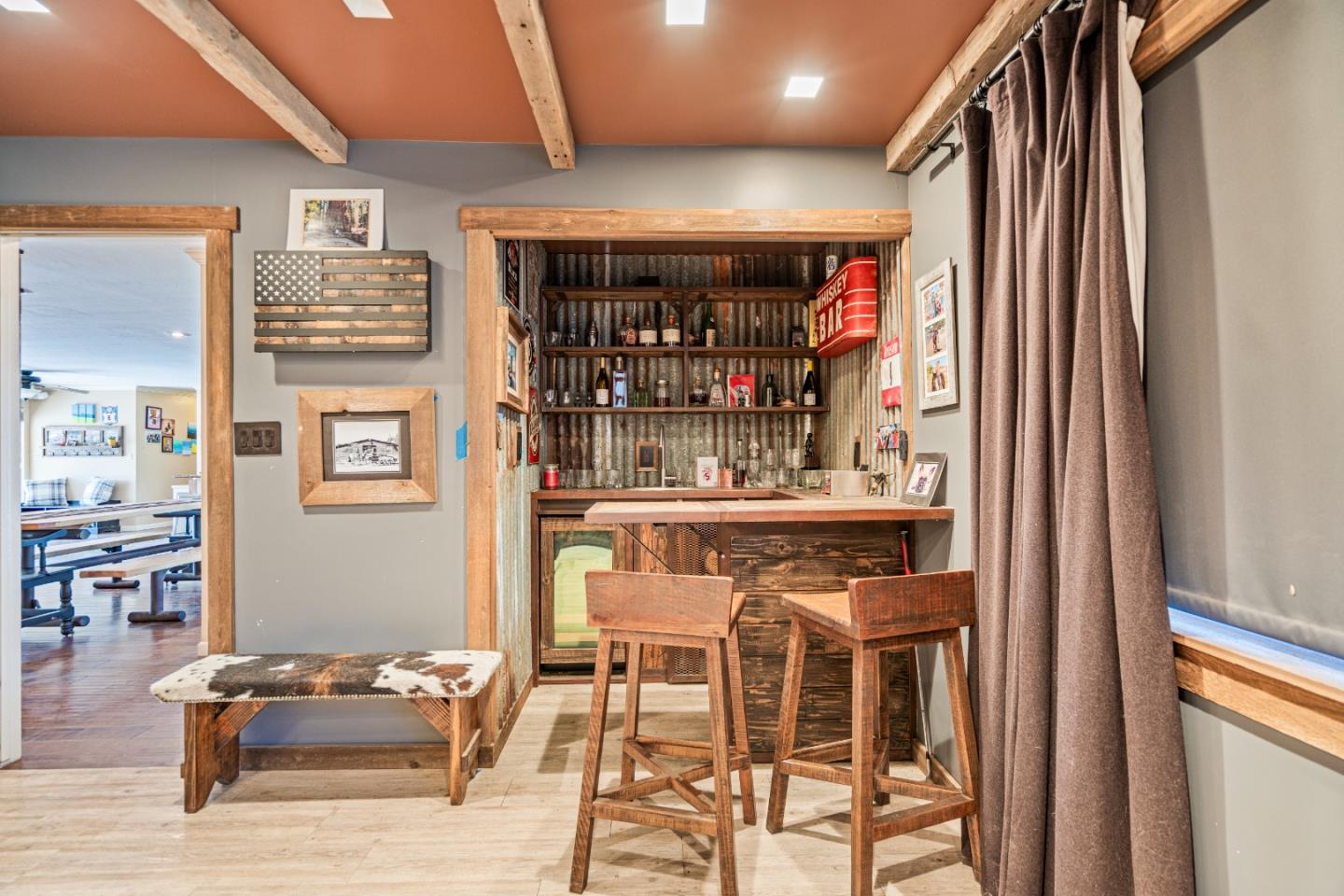 Hollister, California, 95023, United States, 4 Bedrooms Bedrooms, ,4 BathroomsBathrooms,Residential,Active,1943799