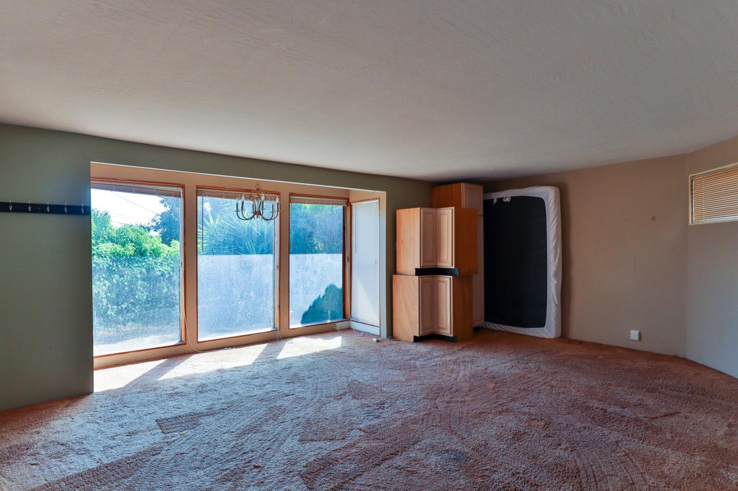 Belvedere Tiburon, California, 94920, United States, 4 Bedrooms Bedrooms, ,3 BathroomsBathrooms,Residential,Active,1952045