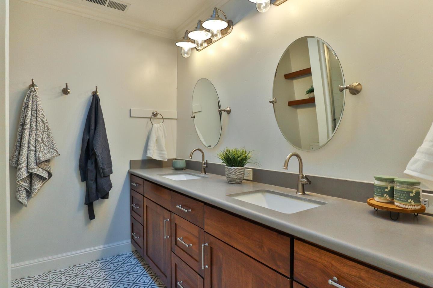 Morgan Hill, California, 95037, United States, 4 Bedrooms Bedrooms, ,2 BathroomsBathrooms,Residential,Active,2000194