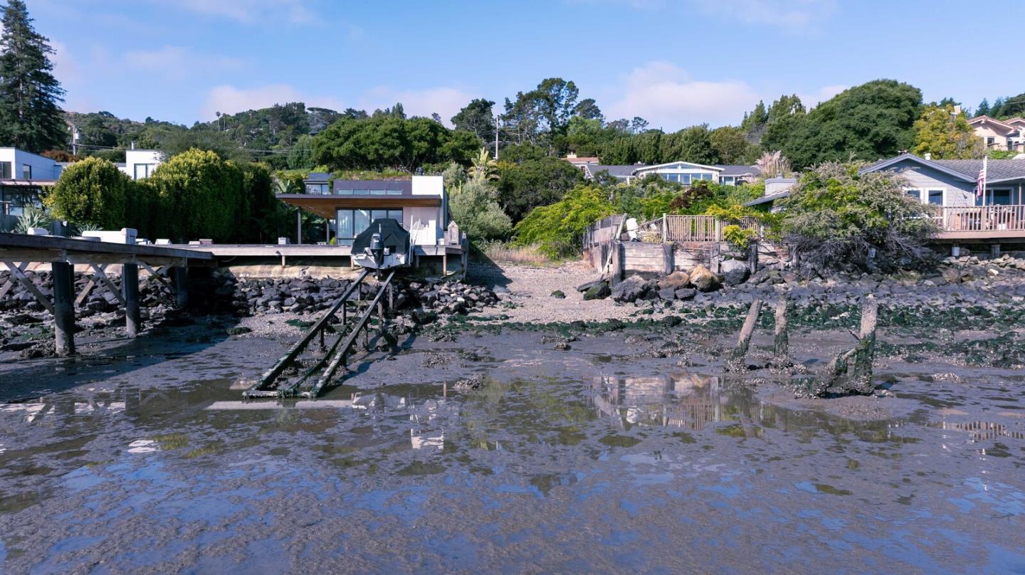 Belvedere Tiburon, California, 94920, United States, 4 Bedrooms Bedrooms, ,3 BathroomsBathrooms,Residential,Active,1952045