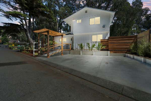 332 PALMER AVE, APTOS, CA 95003, photo 2 of 57