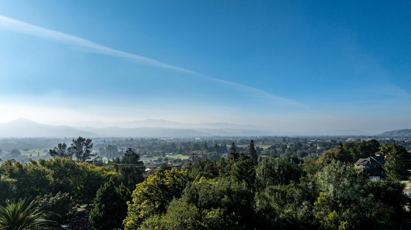 Morgan Hill, California, 95037, United States, 4 Bedrooms Bedrooms, ,2 BathroomsBathrooms,Residential,Active,2000194