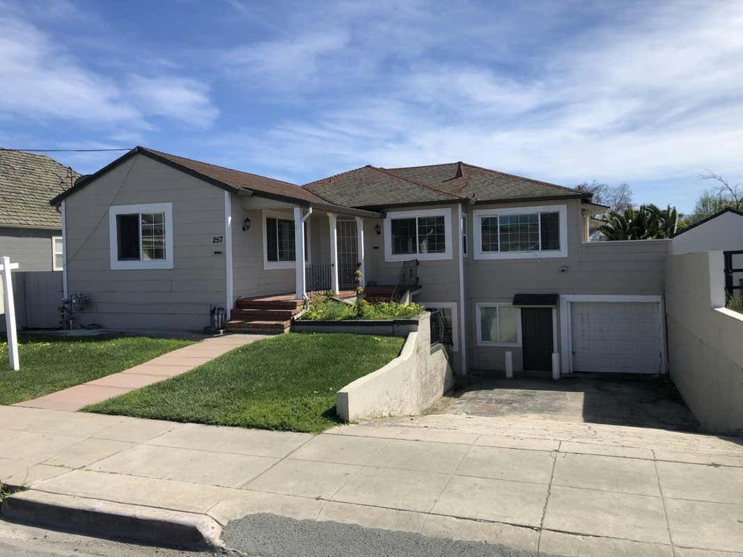 257 CLAY ST, SALINAS, CA 93901, photo 1 of 18