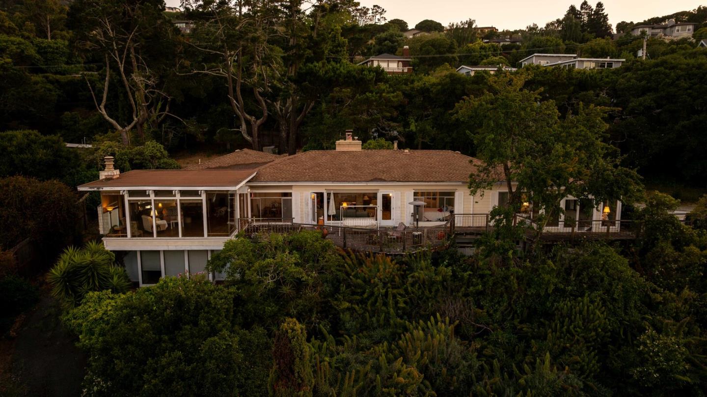 Belvedere Tiburon, California, 94920, United States, 4 Bedrooms Bedrooms, ,3 BathroomsBathrooms,Residential,Active,1952045