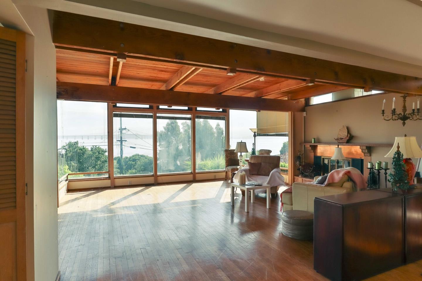 Belvedere Tiburon, California, 94920, United States, 4 Bedrooms Bedrooms, ,3 BathroomsBathrooms,Residential,Active,1952045