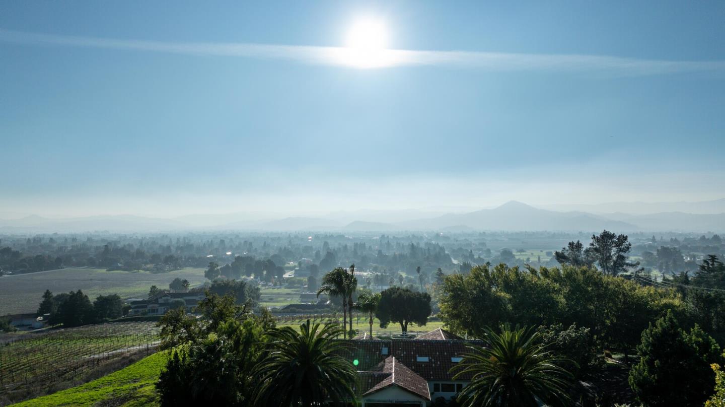 Morgan Hill, California, 95037, United States, 4 Bedrooms Bedrooms, ,2 BathroomsBathrooms,Residential,Active,2000194