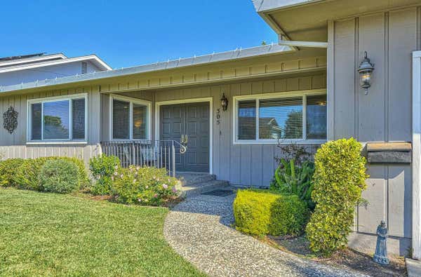 305 LA JOLLA CIR, SALINAS, CA 93901 - Image 1