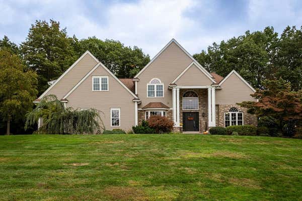 89 PINE GROVE CIR, EAST LONGMEADOW, MA 01028 - Image 1