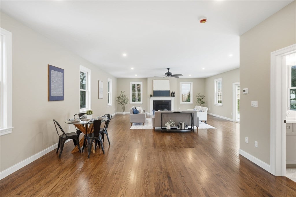 Andover, Massachusetts, 01810, United States, 4 Bedrooms Bedrooms, ,5 BathroomsBathrooms,Residential,Active,2002339