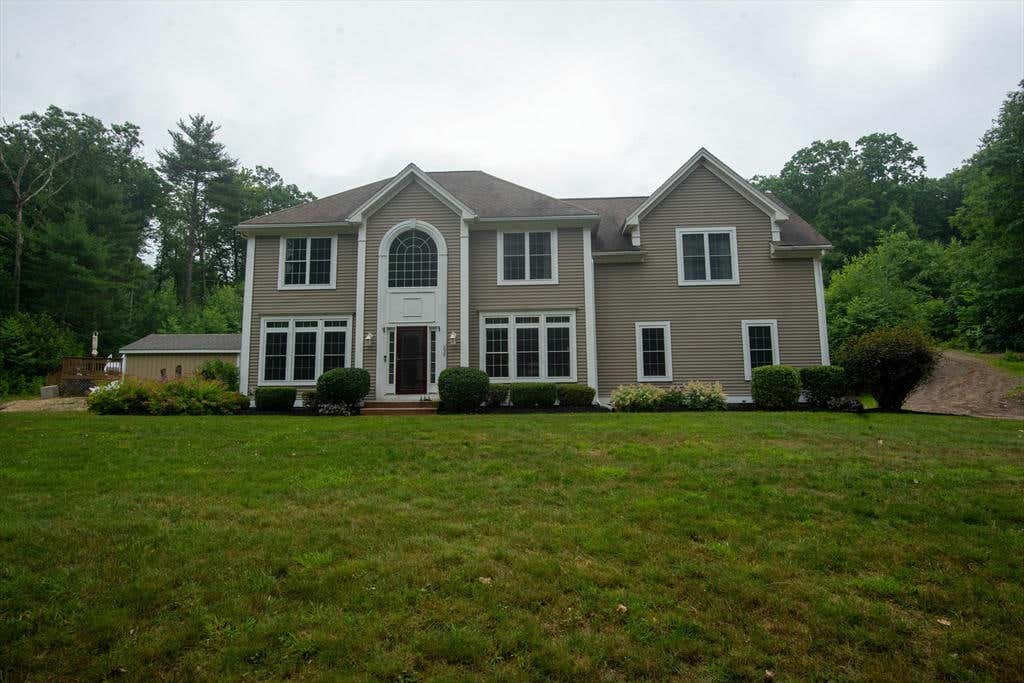 239 NEW BRAINTREE RD, WEST BROOKFIELD, MA 01585, photo 1 of 39