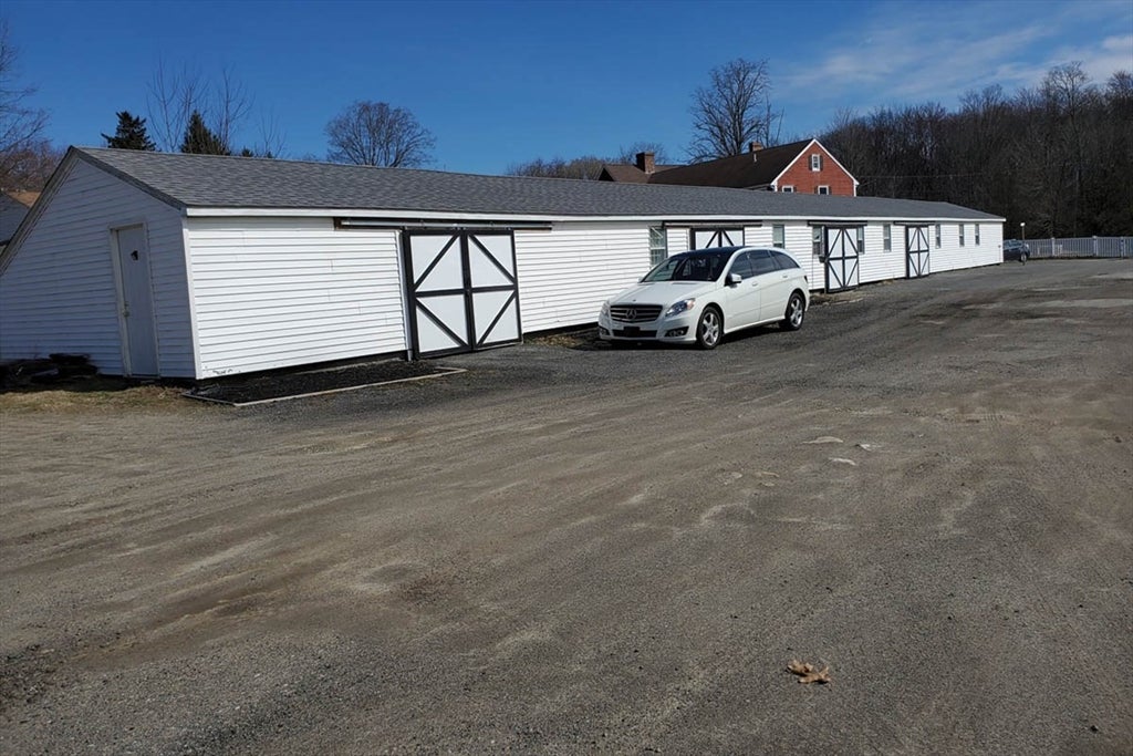 Westborough, Massachusetts, 01581, United States, 6 Bedrooms Bedrooms, ,3 BathroomsBathrooms,Residential,Active,1992250