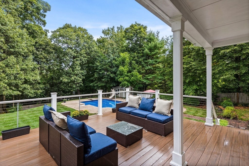 Andover, Massachusetts, 01810, United States, 5 Bedrooms Bedrooms, ,4 BathroomsBathrooms,Residential,Active,1934816