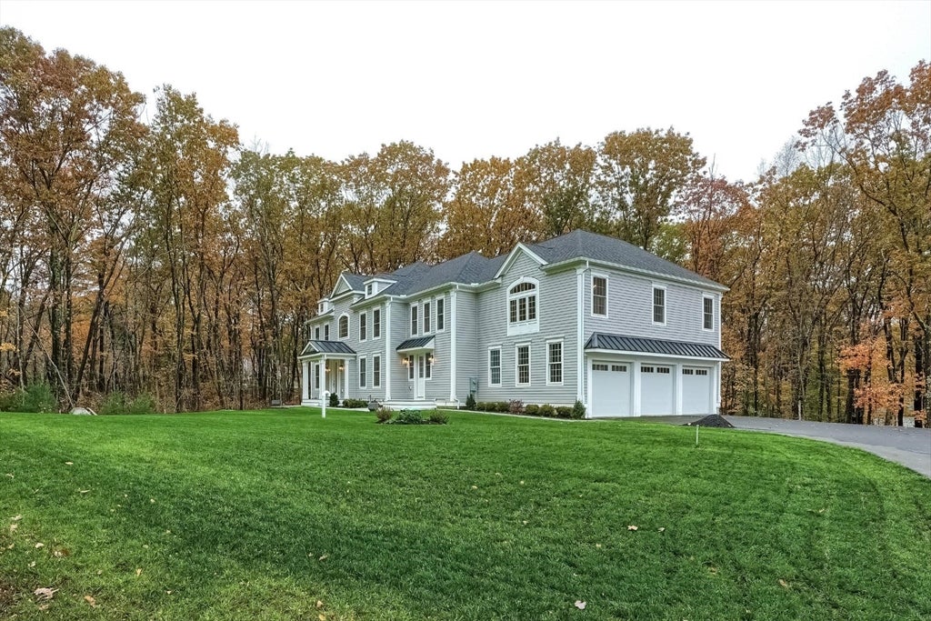 Hopkinton, Massachusetts, 01748, United States, 4 Bedrooms Bedrooms, ,6 BathroomsBathrooms,Residential,Active,2012457