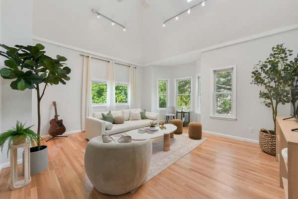 218 FREEMAN ST APT 2, BROOKLINE, MA 02446 - Image 1