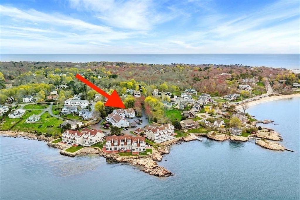 Gloucester, Massachusetts, 01930, United States, 2 Bedrooms Bedrooms, ,3 BathroomsBathrooms,Residential,Active,2043789