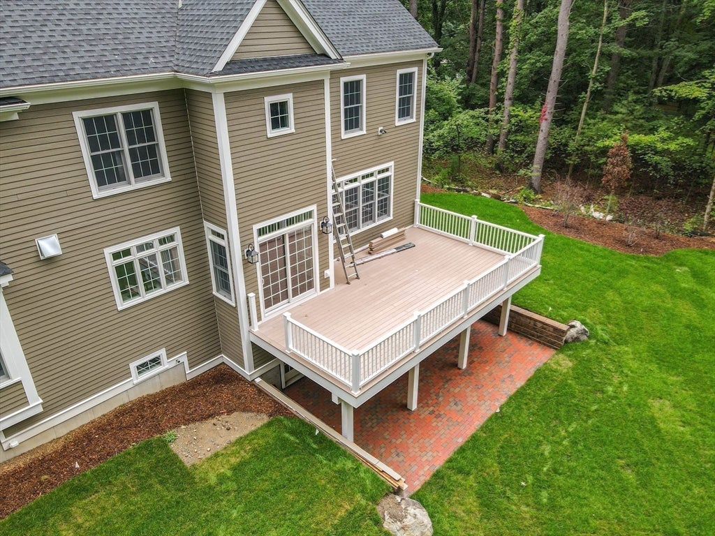 Dedham, Massachusetts, 02026, United States, 5 Bedrooms Bedrooms, ,7 BathroomsBathrooms,Residential,Active,1922675