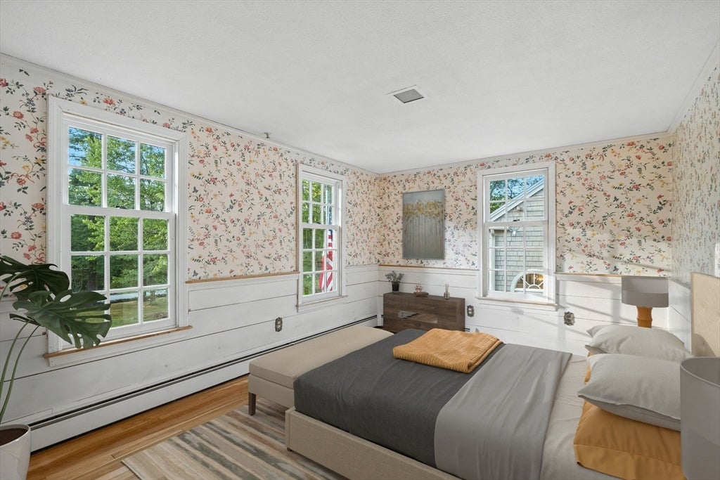 Topsfield, Massachusetts, 01983, United States, 6 Bedrooms Bedrooms, ,4 BathroomsBathrooms,Residential,Active,1936130