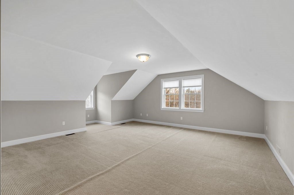 West Newbury, Massachusetts, 01985, United States, 4 Bedrooms Bedrooms, ,4 BathroomsBathrooms,Residential,Active,1986888