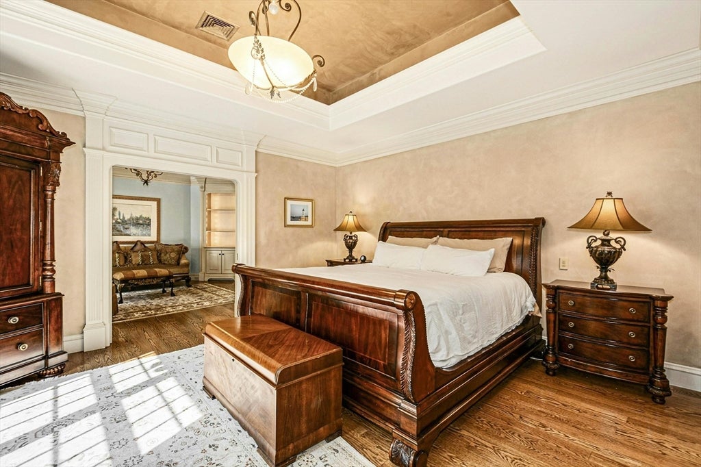 Hopkinton, Massachusetts, 01748, United States, 5 Bedrooms Bedrooms, ,8 BathroomsBathrooms,Residential,Active,1953005