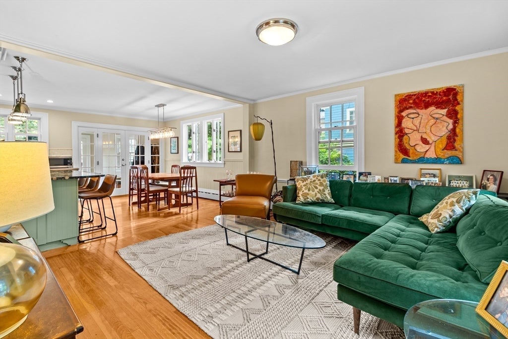 Brookline, Massachusetts, 02445, United States, 5 Bedrooms Bedrooms, ,4 BathroomsBathrooms,Residential,Active,1905060