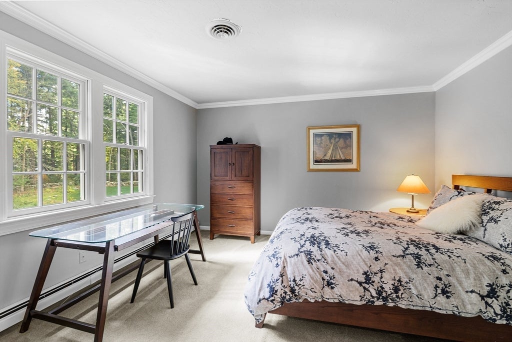 Norwell, Massachusetts, 02061, United States, 4 Bedrooms Bedrooms, ,4 BathroomsBathrooms,Residential,Active,1952760