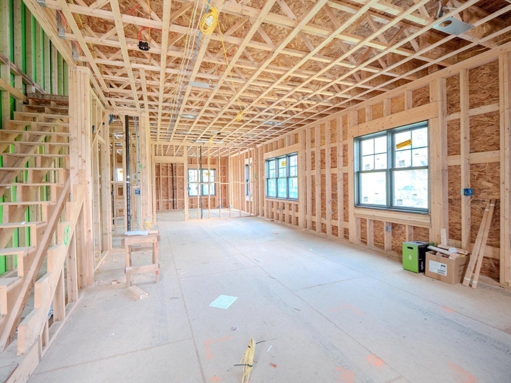 Northborough, Massachusetts, 01532, United States, 8 Bedrooms Bedrooms, ,11 BathroomsBathrooms,Residential,Active,1941137